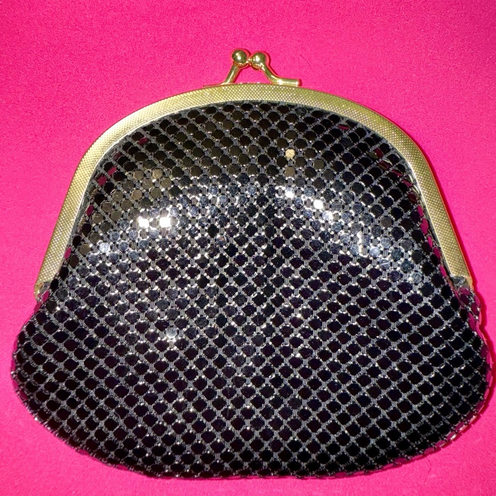 Elegant Black and Gold Women's Clutch